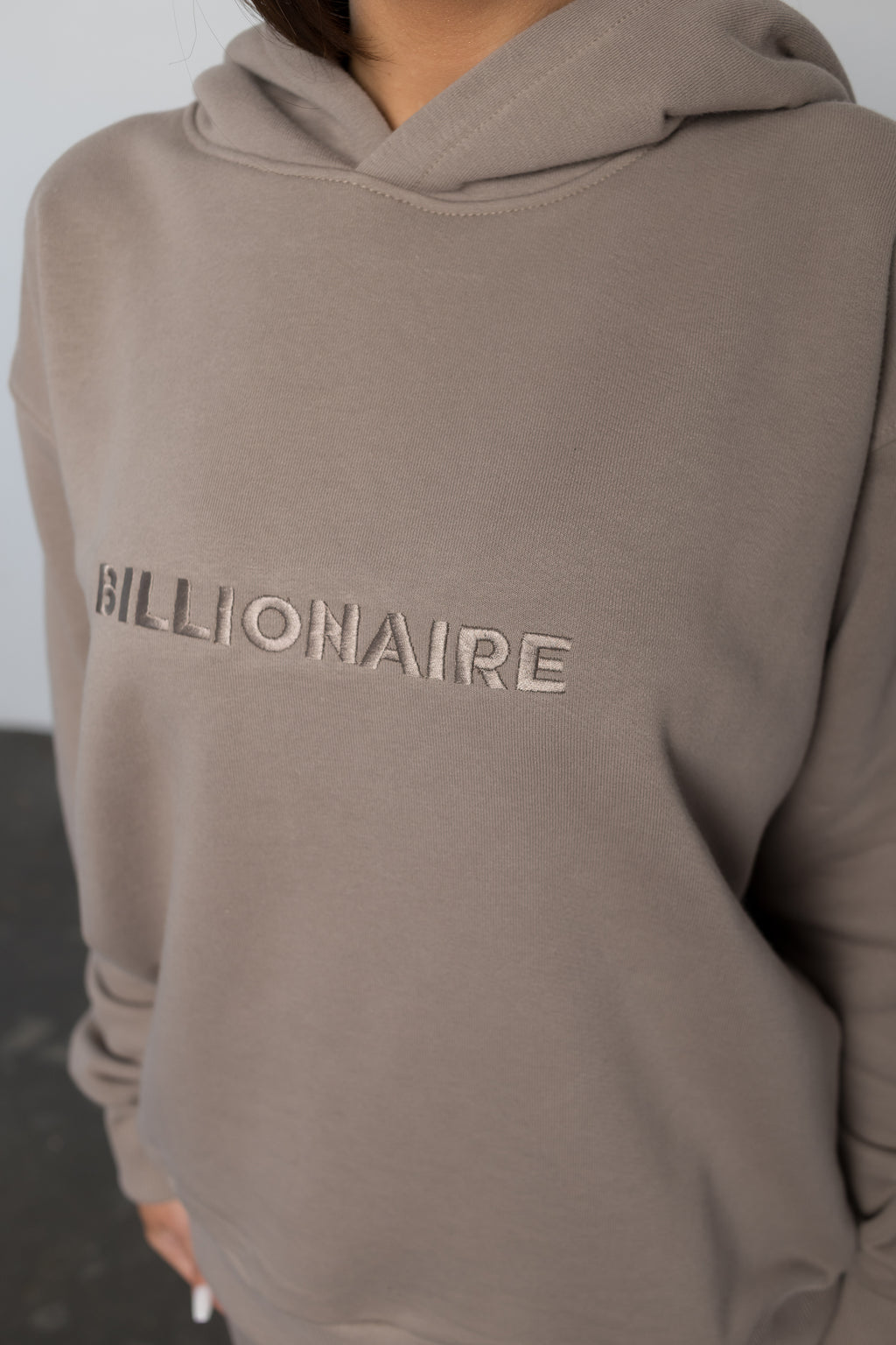 Compleu CAPPUCINO din bumbac cu broderie oversized - BILLIONAIRE